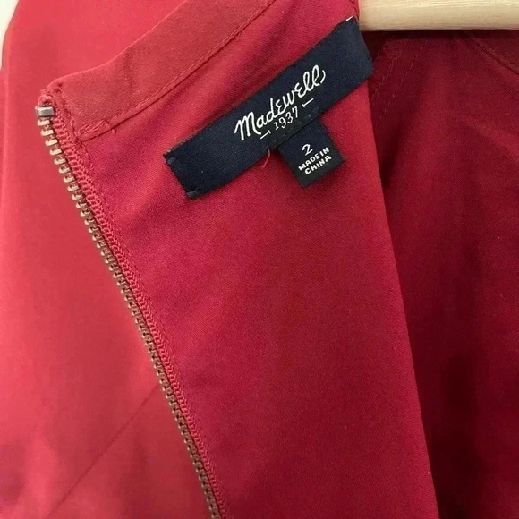 MADEWELL Red Silk Dress size 2 short sleeve pockets lined minimalist classic - Picture 4 of 7